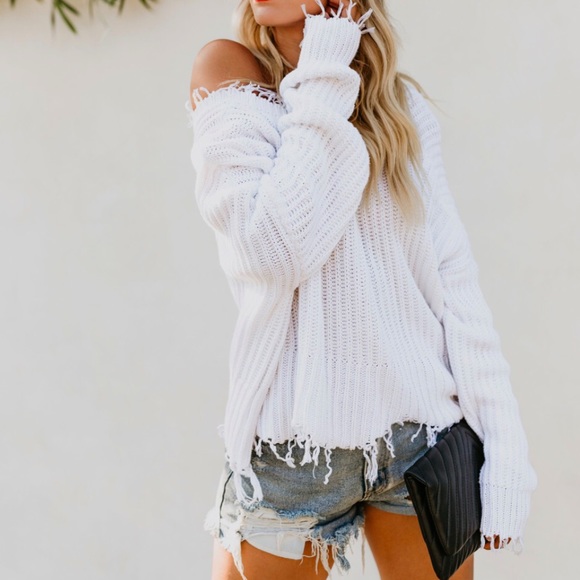 NWT Frayed Distressed Knit Off White Sweater Top - Picture 7 of 8